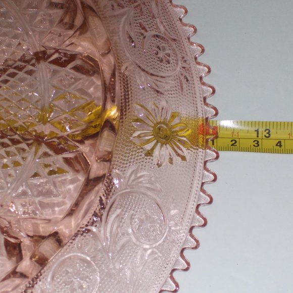 Gorgeous heavy pink glass dish - Picture 5 of 5